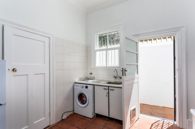 To Let 1 Bedroom Property for Rent in Observatory Western Cape